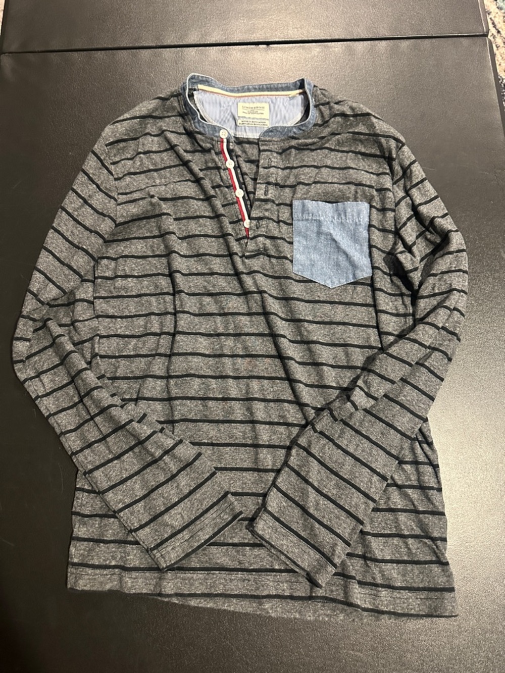 Men's Long Sleeve Henley Stripe Shirt with Contrast Pocket - Gray